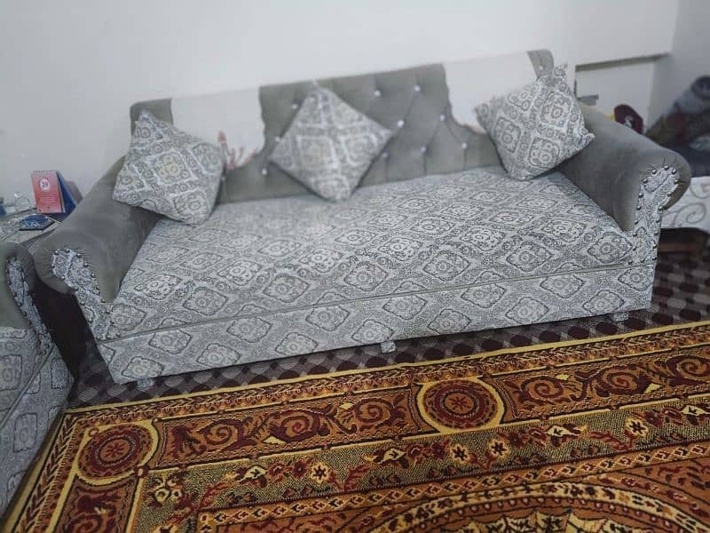 7 seater sofa set new condition 1