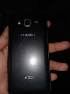 Samsung j5 all ok set . 2/32/gb Whatsapp number 03304089410