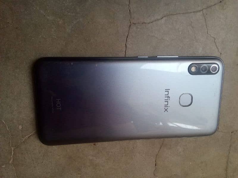 infinix hot 8 lite 1