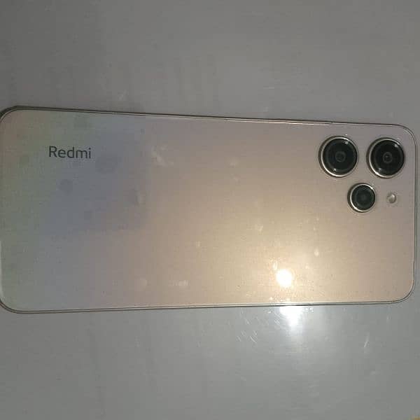 Redmi 12 Polar Silver 4