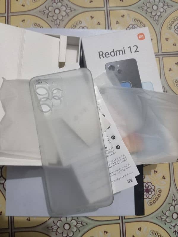 Redmi 12 Polar Silver 8