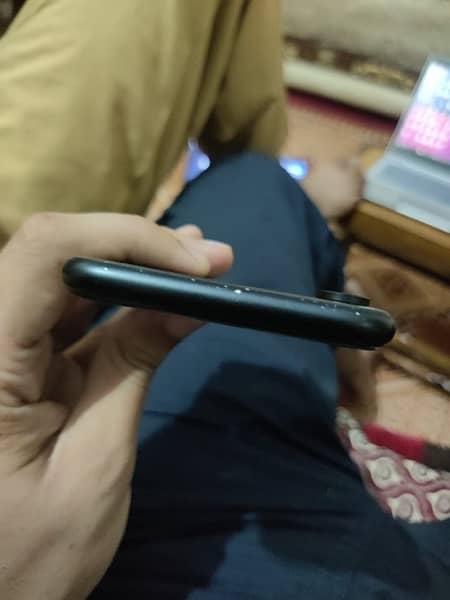 Iphone Xr 64 GB Jv Waterpack Urgent Sale 5