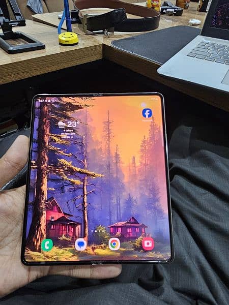 Samsung Fold 4 Approved 9/10 2