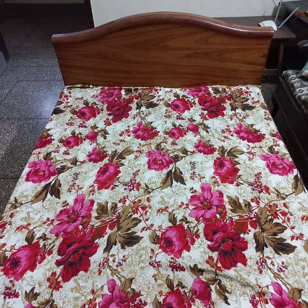 Wooden Single Bed 4 × 6.5 Feet 3