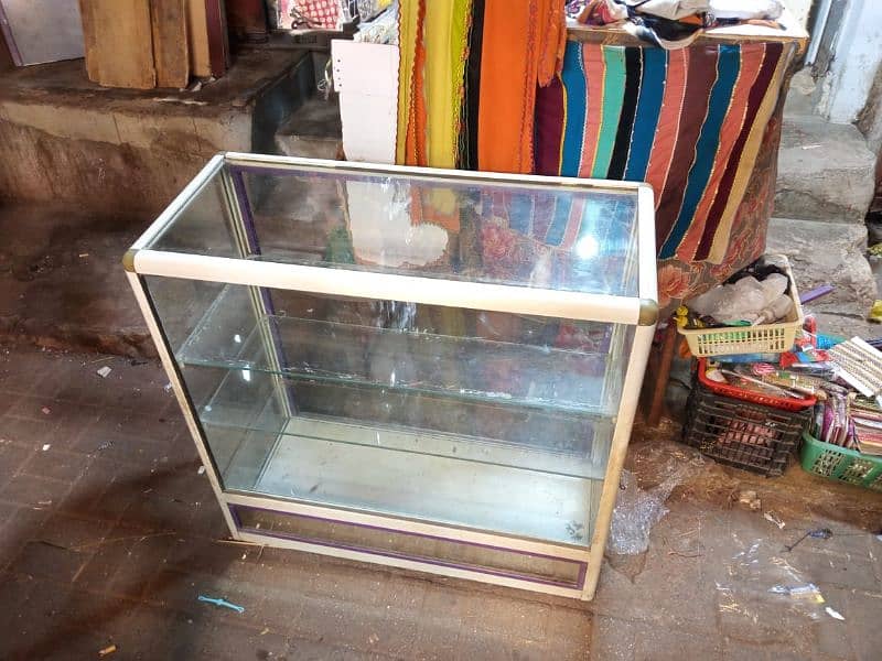 2. Aluminium counter Urgent for SALE 15k Each 6