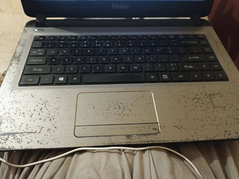 Haier laptop core i3 1