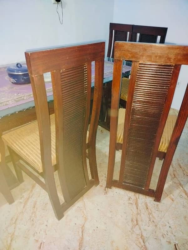 Dining table for sale 7