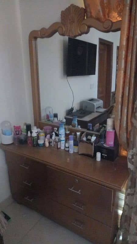 dressing table for sale 0