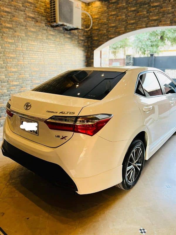 Corolla altis 2022/2023 1