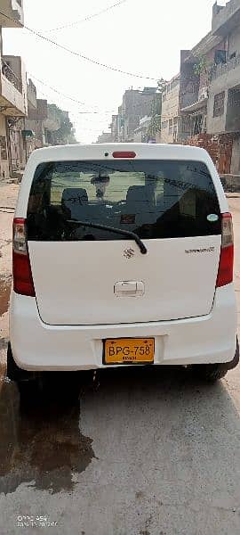 Suzuki Wagon R 2015 4