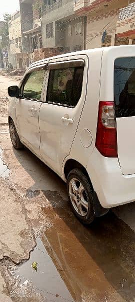 Suzuki Wagon R 2015 5