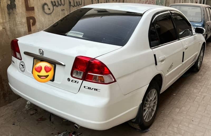 Honda Civic 2004 8