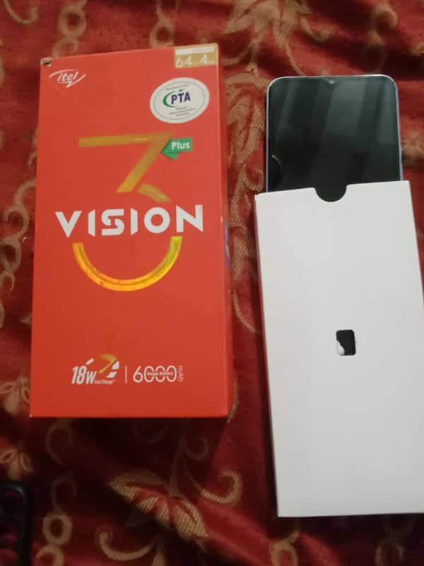 itel version 3 plus ram 4 gb 64 daba charger k Sath condition 10 3