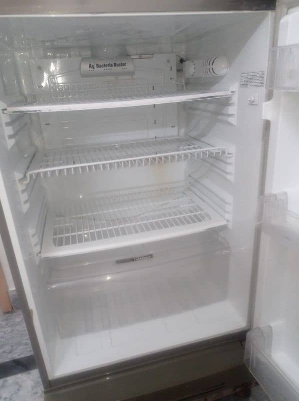 PEL fridge good condition 7/10 2