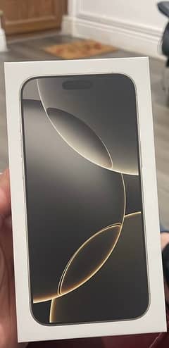 Iphone 16 pro max 256 gb ( non PTA) (natural titanium)