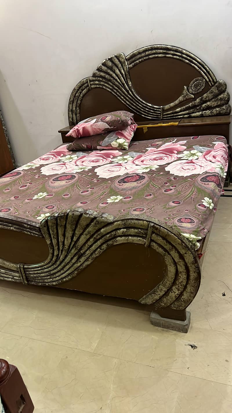 Wooden Bed & ShowCas 1