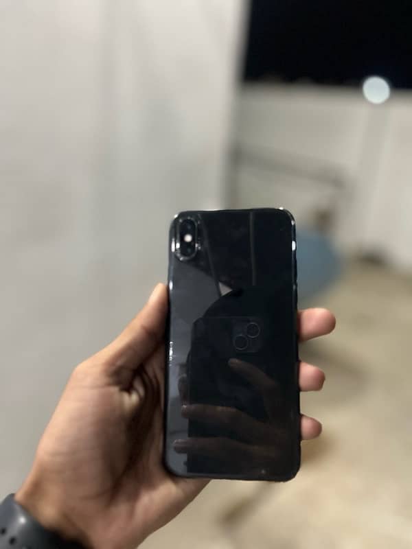 Iphone X, 64gb bypass, Urgent sale 6