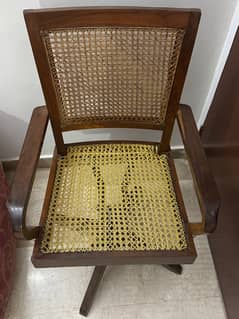 Wooden Chair breathable 0