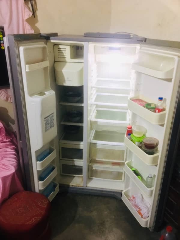 LG REFRIGERATOR DOUBLE DOOR 5