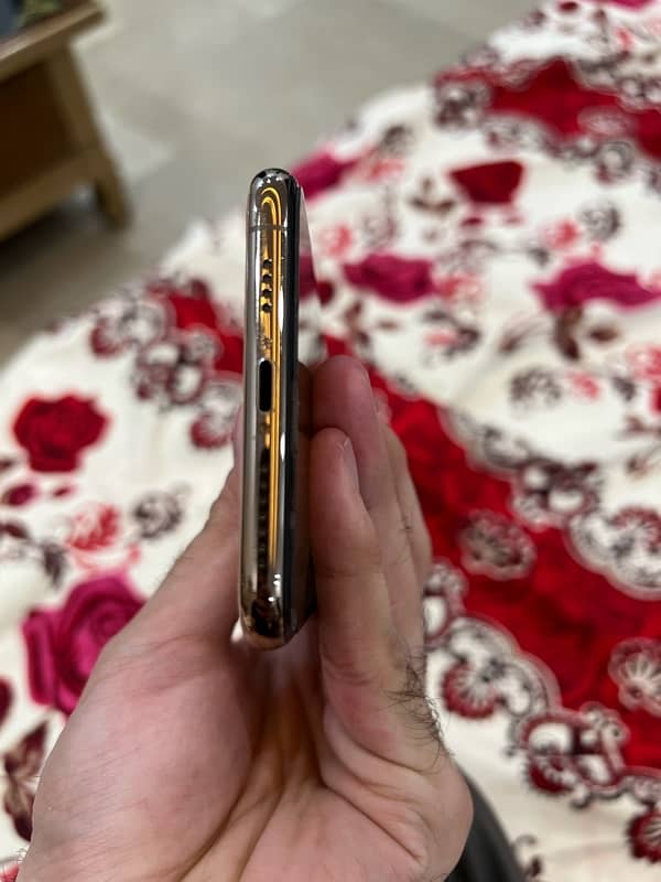 iPhone xsmax 64gb dual pta approved with box 5