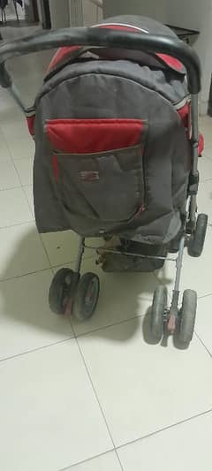 pram or stroller for kids up to 3 years old 0