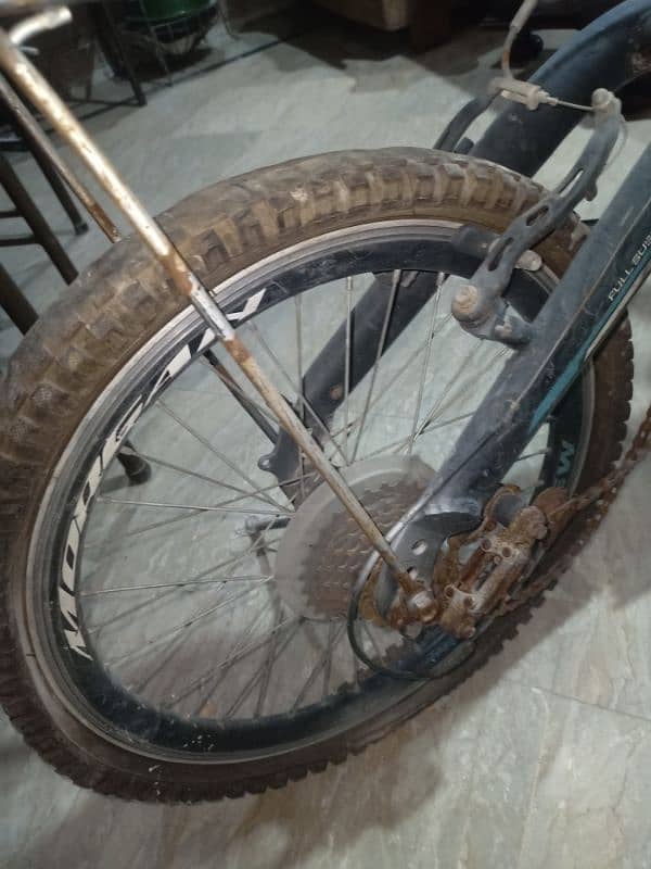 Yeh tenu Cycle For sale Han Inma se Koi be Pasand ho tu batai Thura sa 8