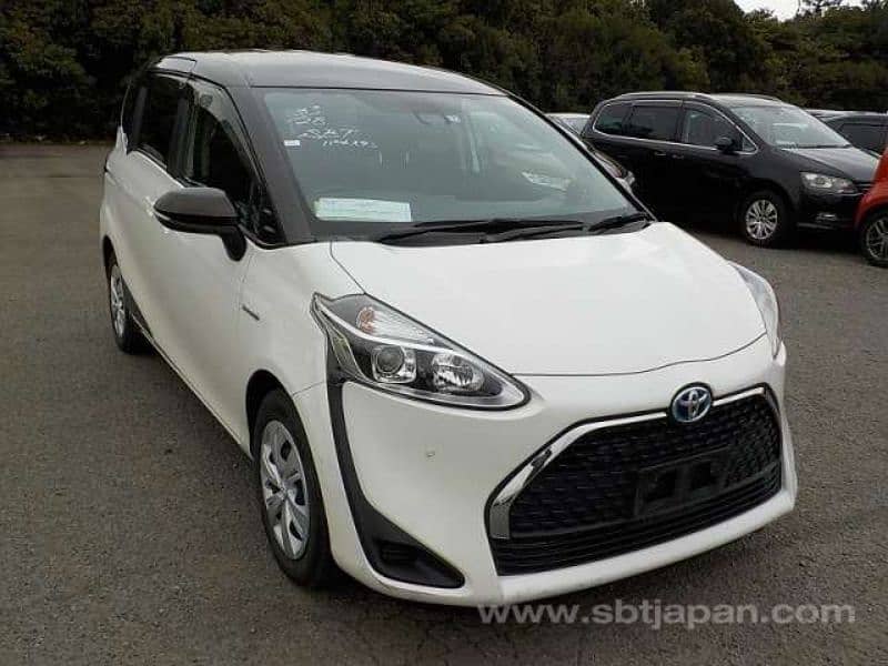 Toyota Sienta 2019 0