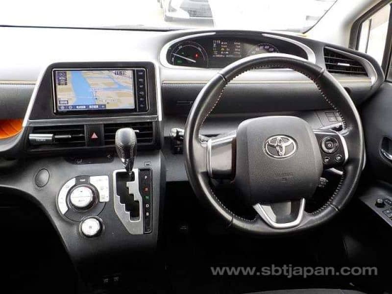 Toyota Sienta 2019 6