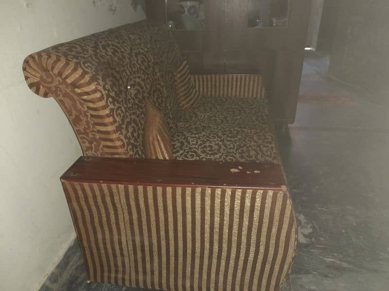 2 seater sofa 1