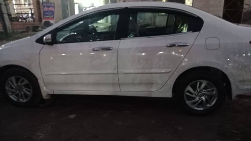 Honda City IVTEC 2019 4