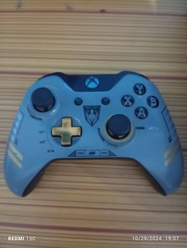 CALL OF DUTY MODERN WARFARE CONTROLLER FOR XBOX ONE FOR SALE 0