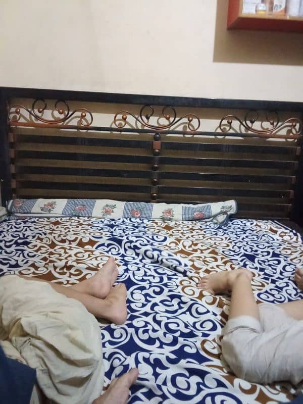 Bed+Almira+Divider 0