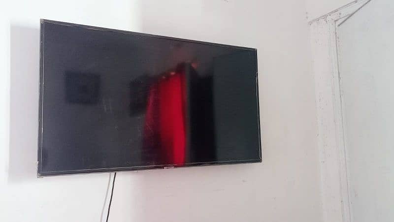 Samsung 4K ultra HD smart TV panel broken 1