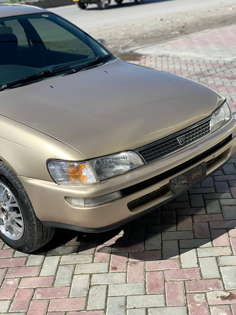 Toyota Corolla GLI 2001 4