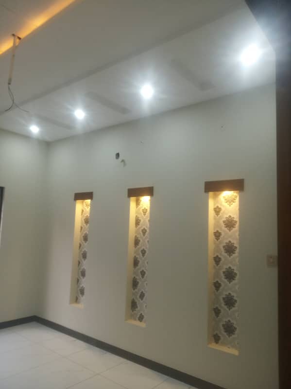 10 MARLA UPPER PORTION AVAILABLE FOR RENT 4