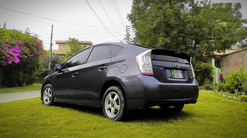 Toyota Prius 2010 4