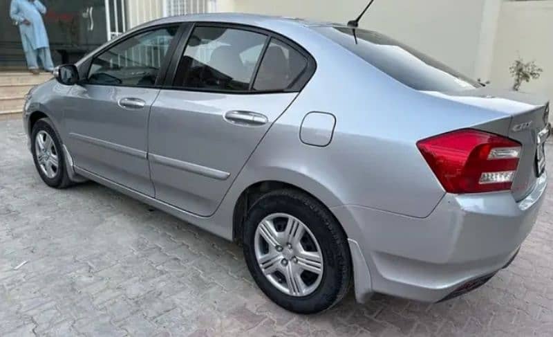 Honda City IVTEC 2018 5