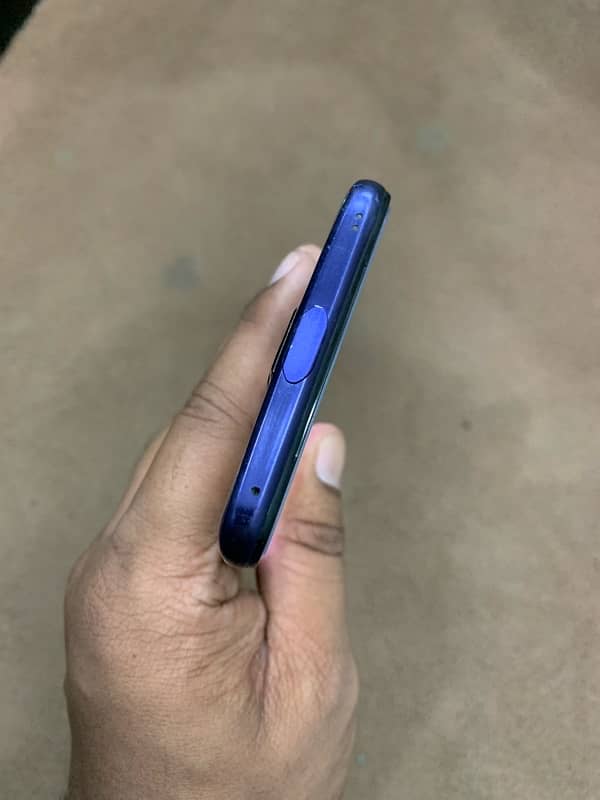 Oppo F11 pro 6/128 with box charger 4