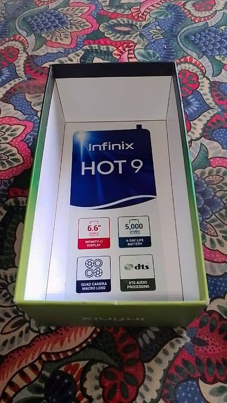 Infinix hot 9   4/128    5000mah   6.6inc   Read Description Fully. . 4