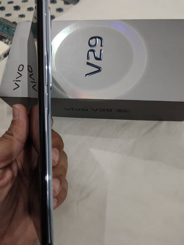 Vivo V29 12/256 GB 2