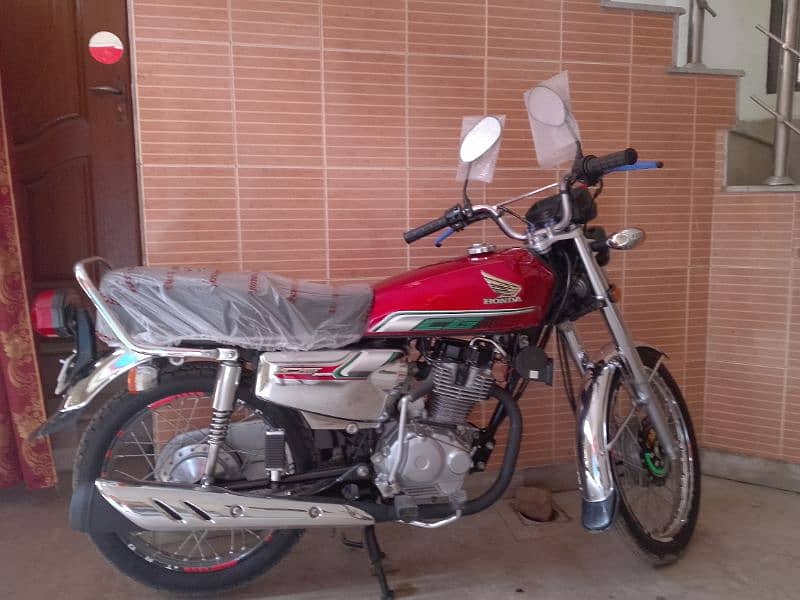 Honda 125 special addition 2023/ 24 model new condition condition10/10 7