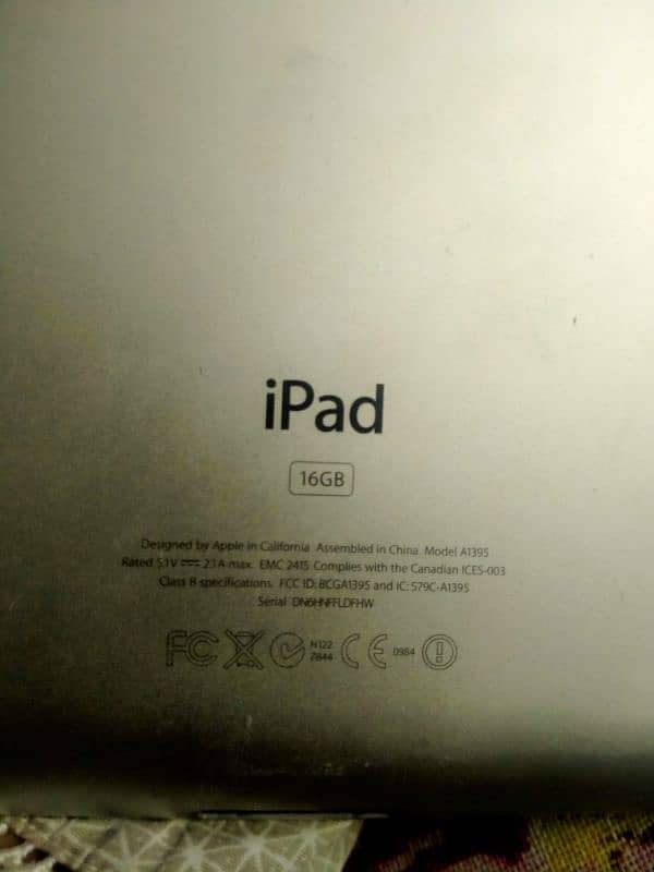 Apple ipad 16Gb model A1395 10