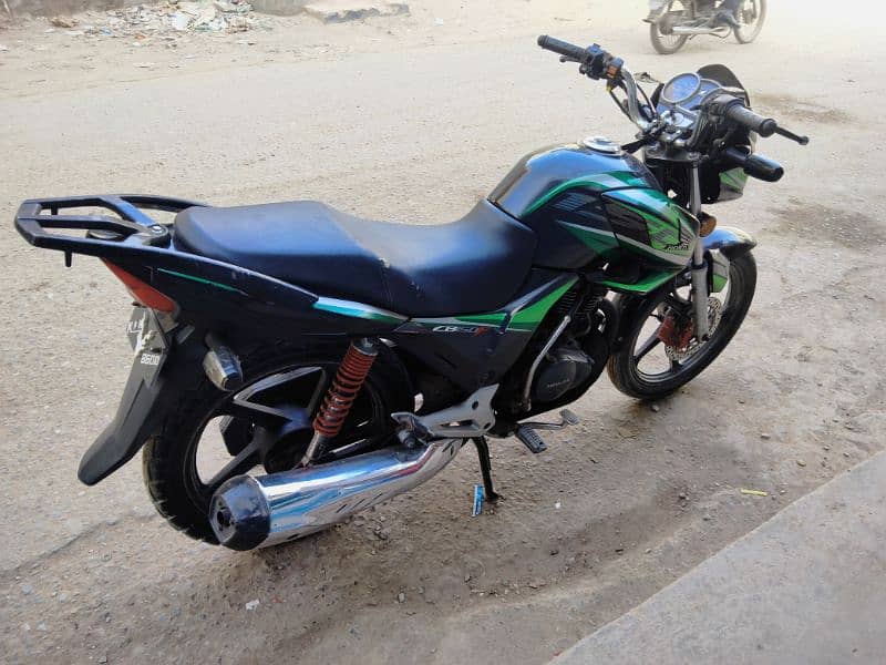 HONDA CB 150F Karachi Number 2nd Owner 4