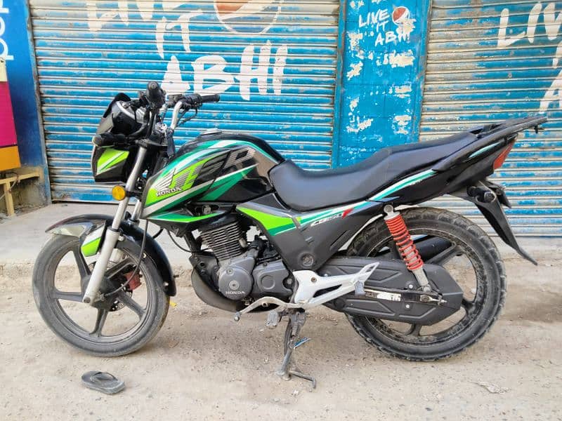 HONDA CB 150F Karachi Number 2nd Owner 5