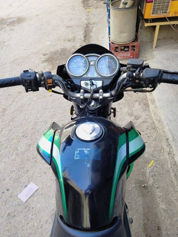 HONDA CB 150F Karachi Number 2nd Owner 7