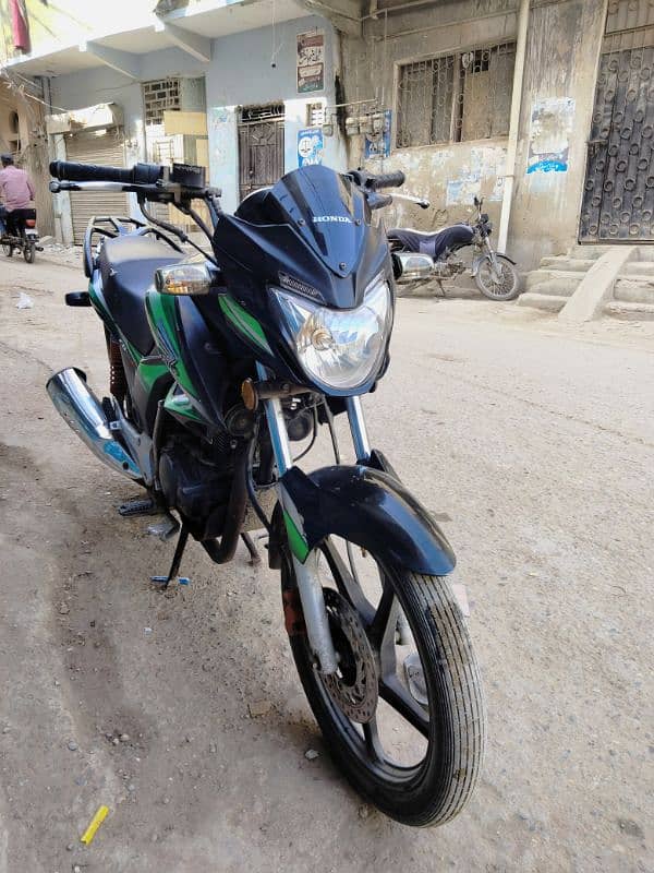 HONDA CB 150F Karachi Number 2nd Owner 9