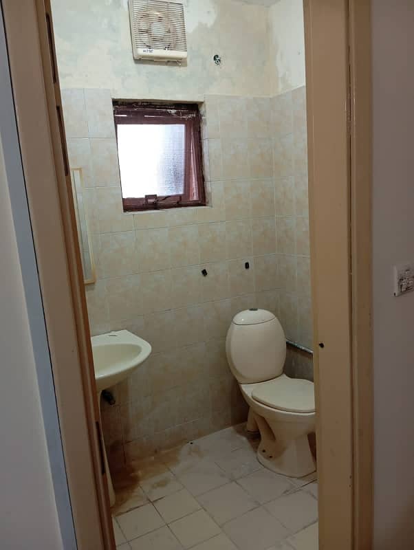 2bedroom Flat Available For Rent In G11 1