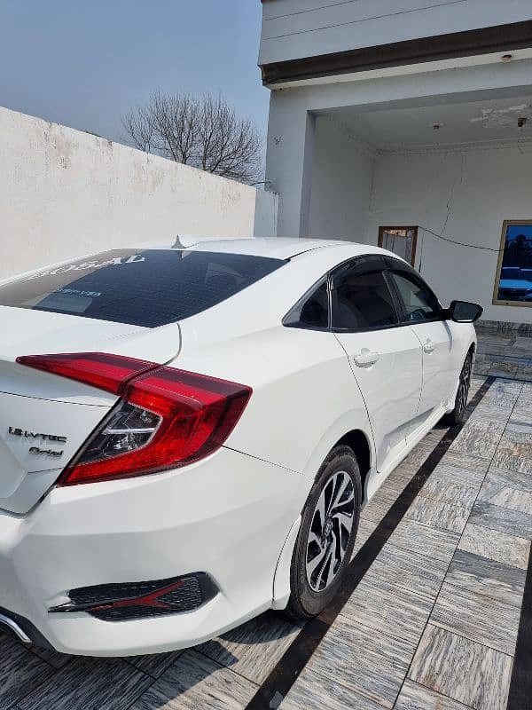 Honda Civic Oriel 2018 1