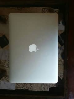 Apple macbook air model 2017