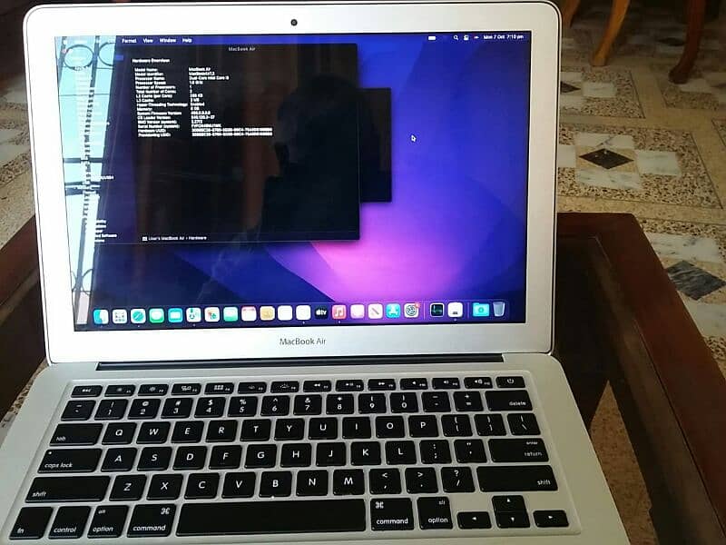 Apple macbook air model 2017 1